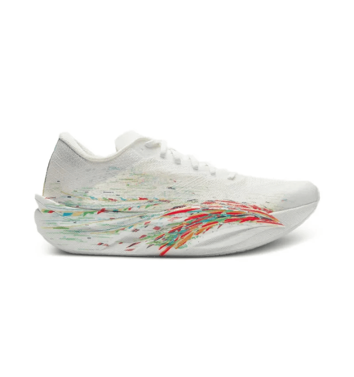 C202 6 SNEAKERS